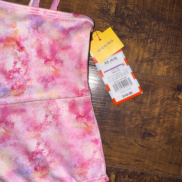 Gymnastic - Picture 2 of 3